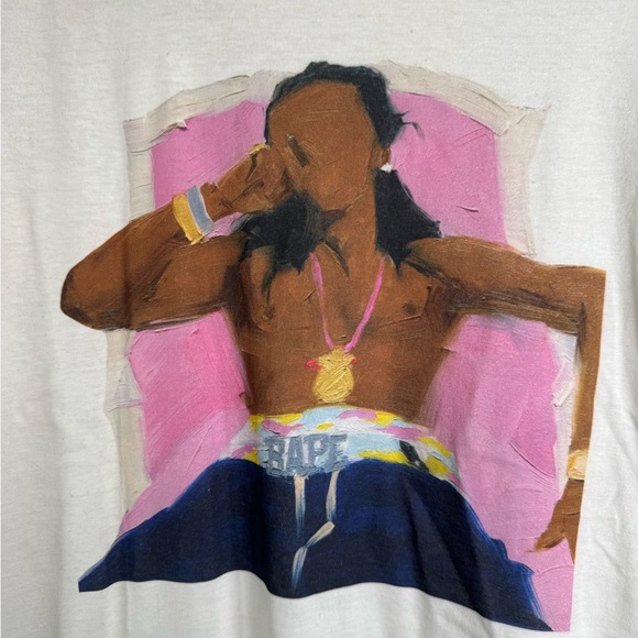 Rebecca Maria Weezy F Baby Print Short Sleeve T-Shirt - Picture 2 of 3